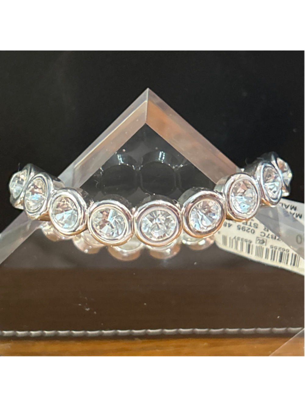 Women's Macy’s Silver Tone Clear Crystal Bezel Set Bracelet stretchy